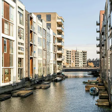 度假居 Canal House With Floating Deck And Canal Access 哥本哈根